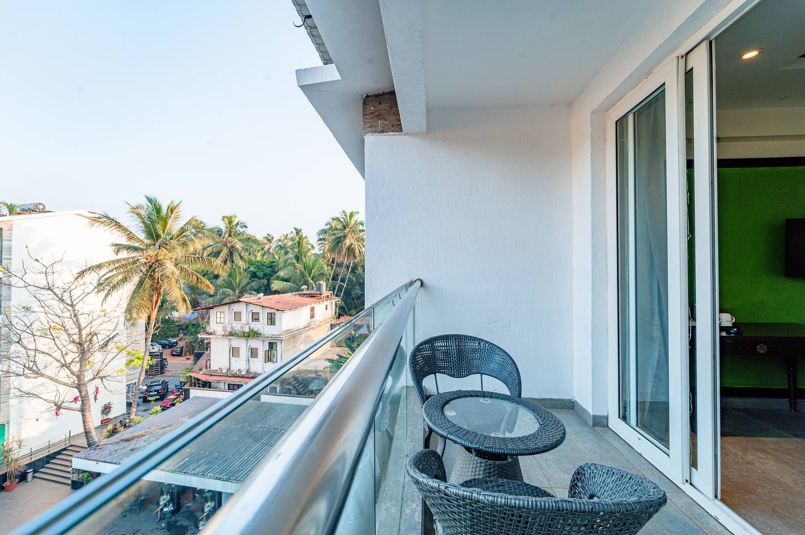 Treebo Premium Rester Select Kings Court With Pool, Calangute Deluxe Double Room 9