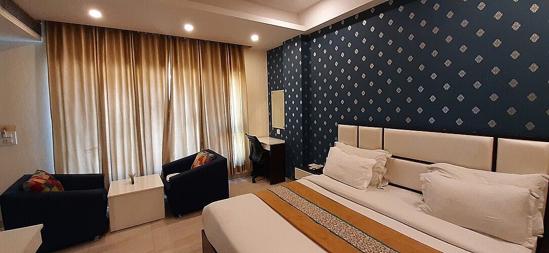 Hotel LUX By Heavenn Superior Room