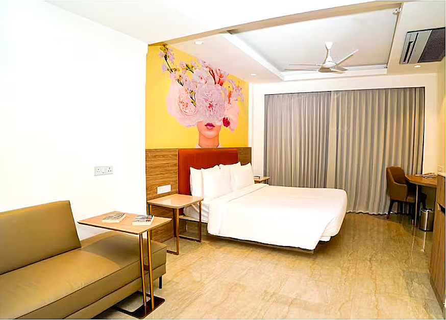 Deluxe Room Twin Bed with Balcony