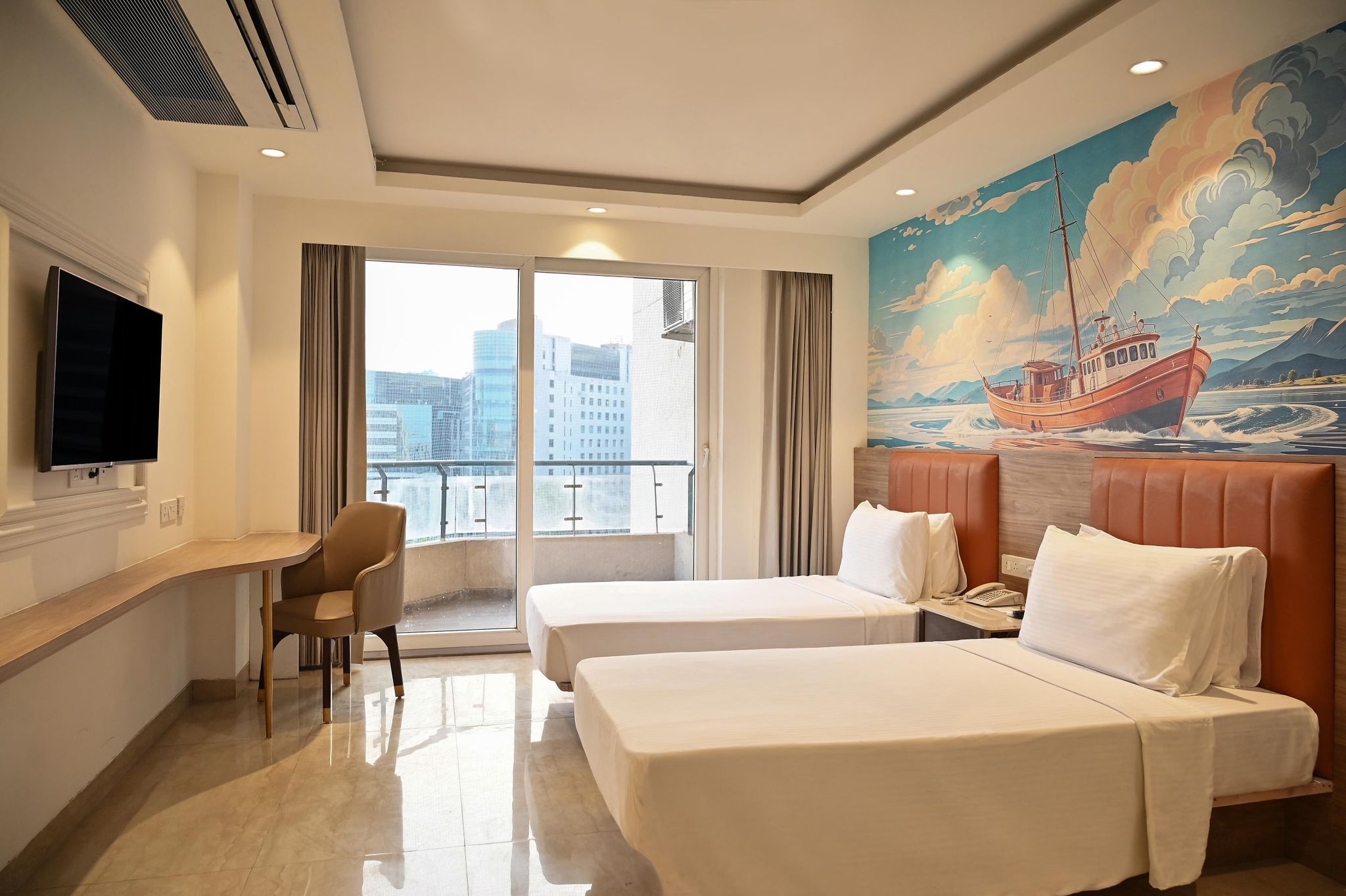 Deluxe Room Twin Bed with Balcony