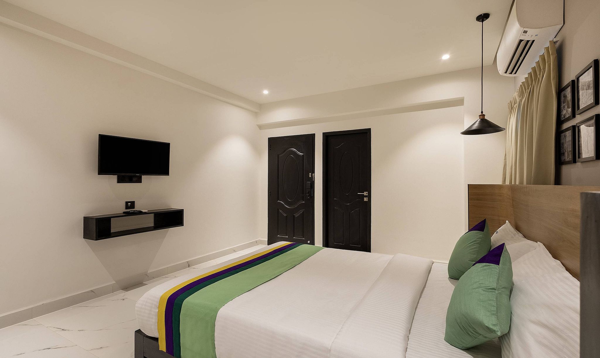 Treebo Premium Vapr Ashok Nagar Deluxe Double or Twin Room 5