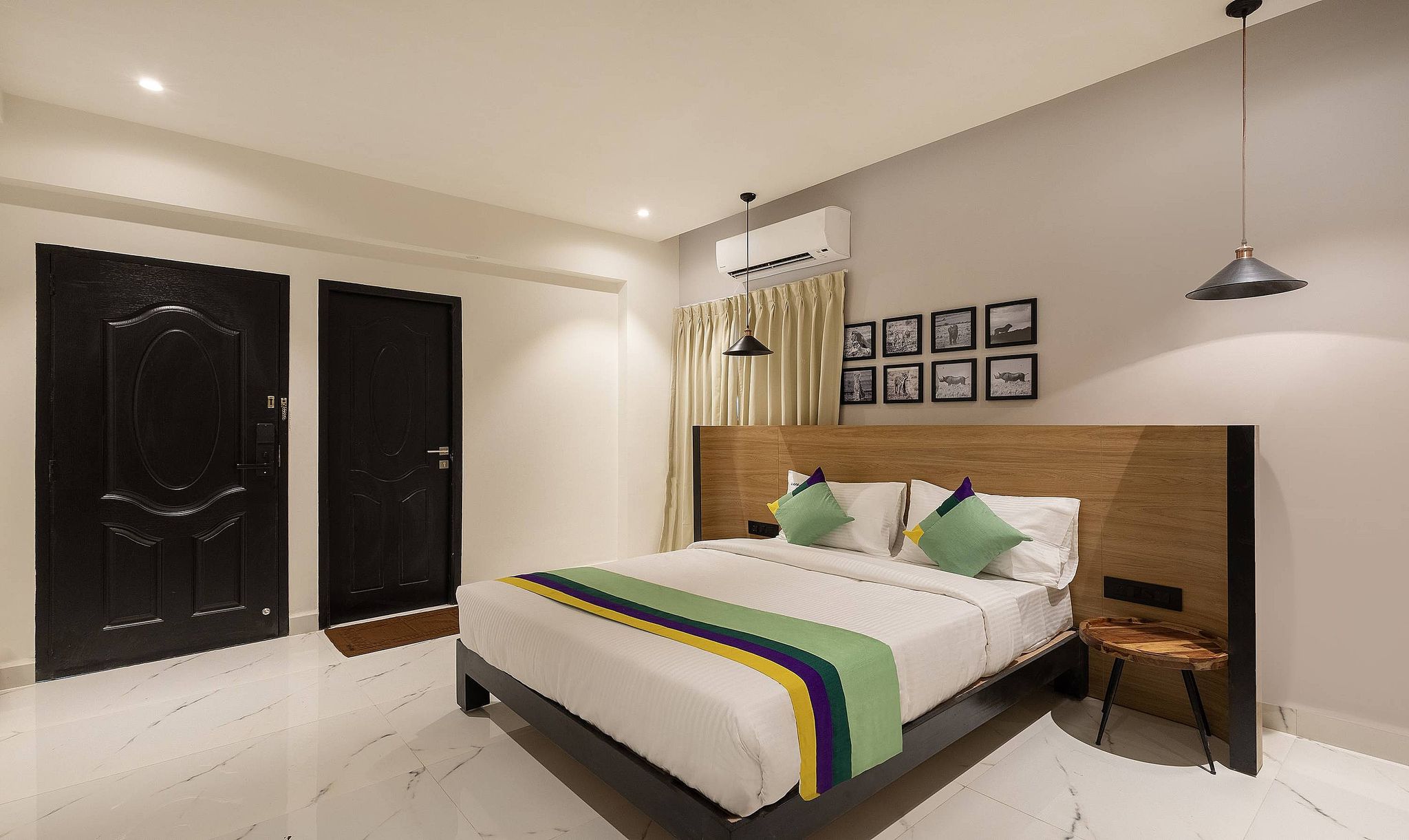 Treebo Premium Vapr Ashok Nagar Deluxe Double or Twin Room 2