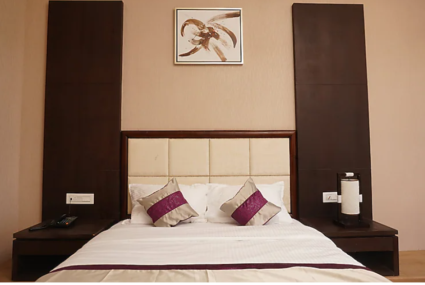 Empire Stay , Amravati Empire Deluxe 3