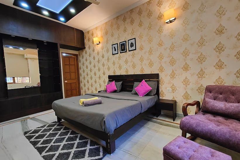 Luxury Cottage by Itvara
