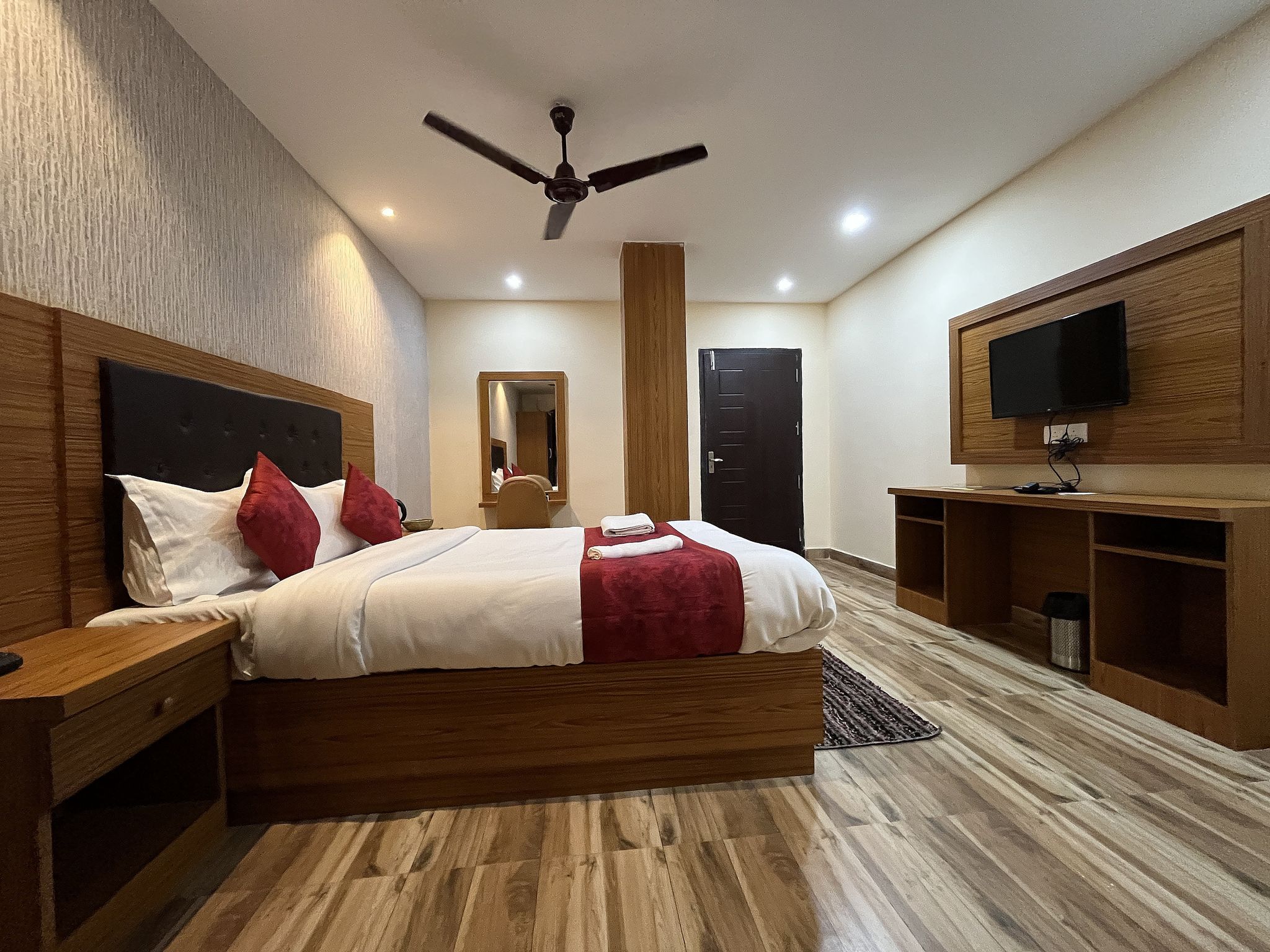 Premium Deluxe, Double, City or Valley View