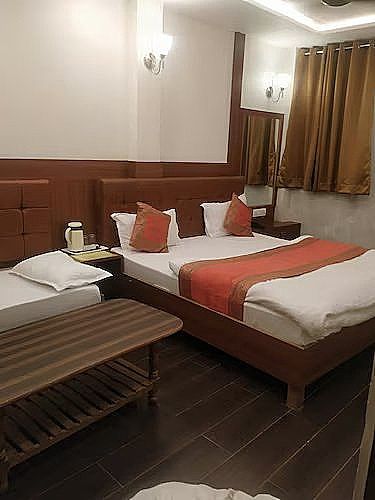 Deluxe Triple Bed Room