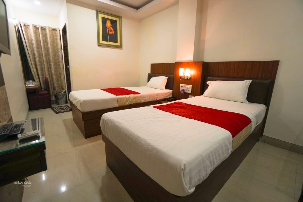 Ranjeet Hotel Executive Room 4