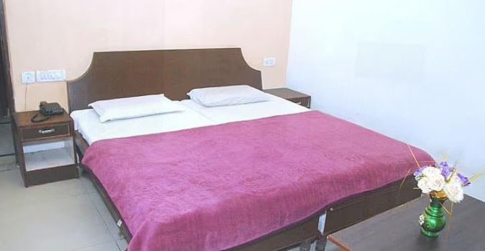 Double Bed Non AC Room