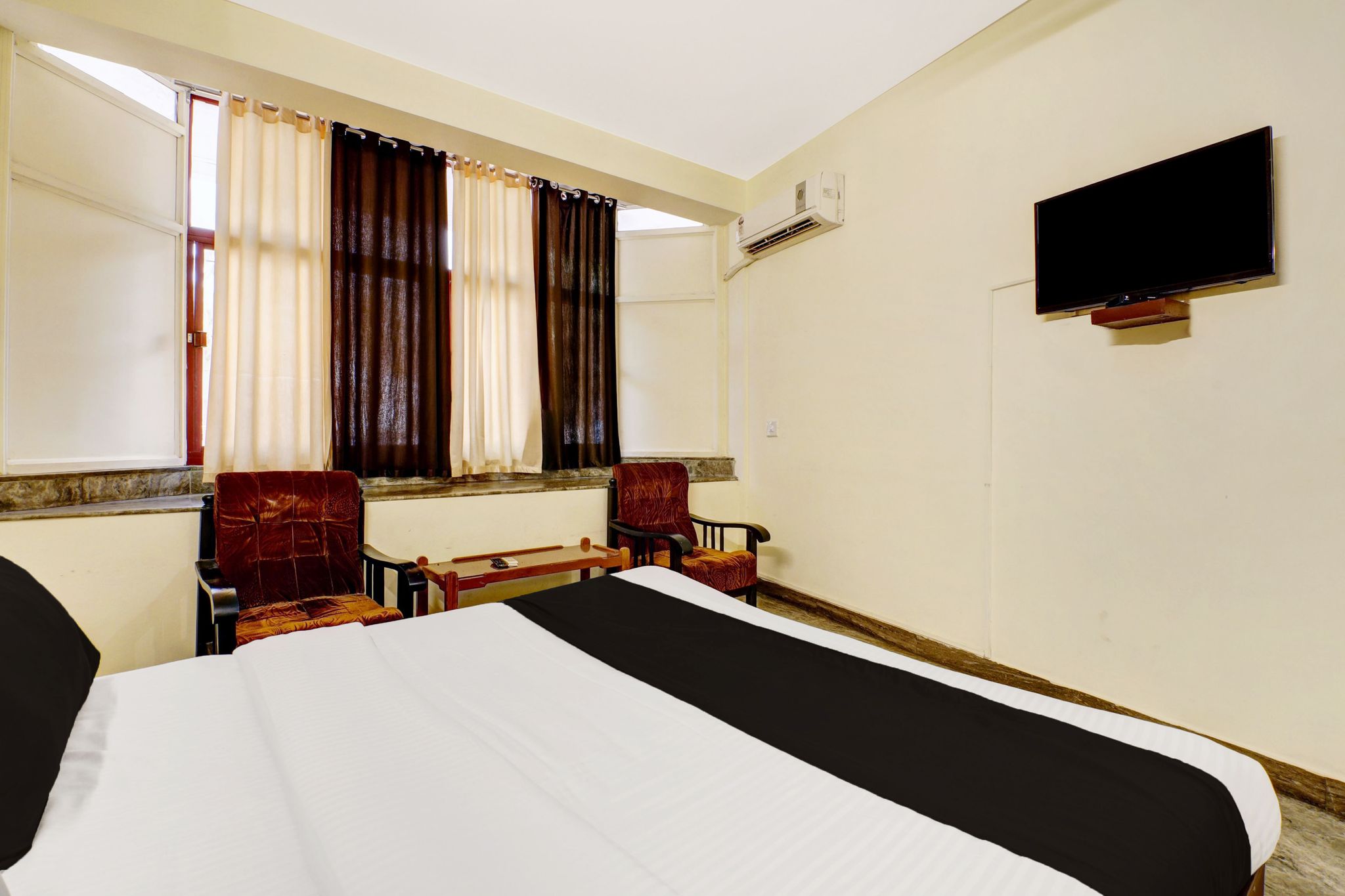 Hotel O East Nada Classic