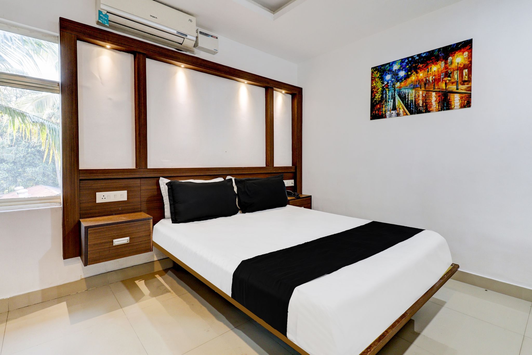 Super Hotel O Kazhakoottam Near AL SAJ Convention Centre Classic
