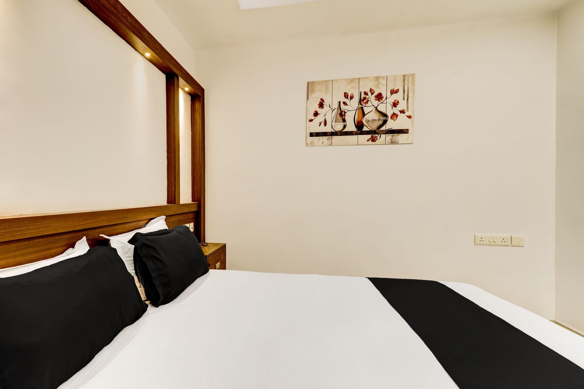 Super Hotel O Kazhakoottam Near AL SAJ Convention Centre Classic 9