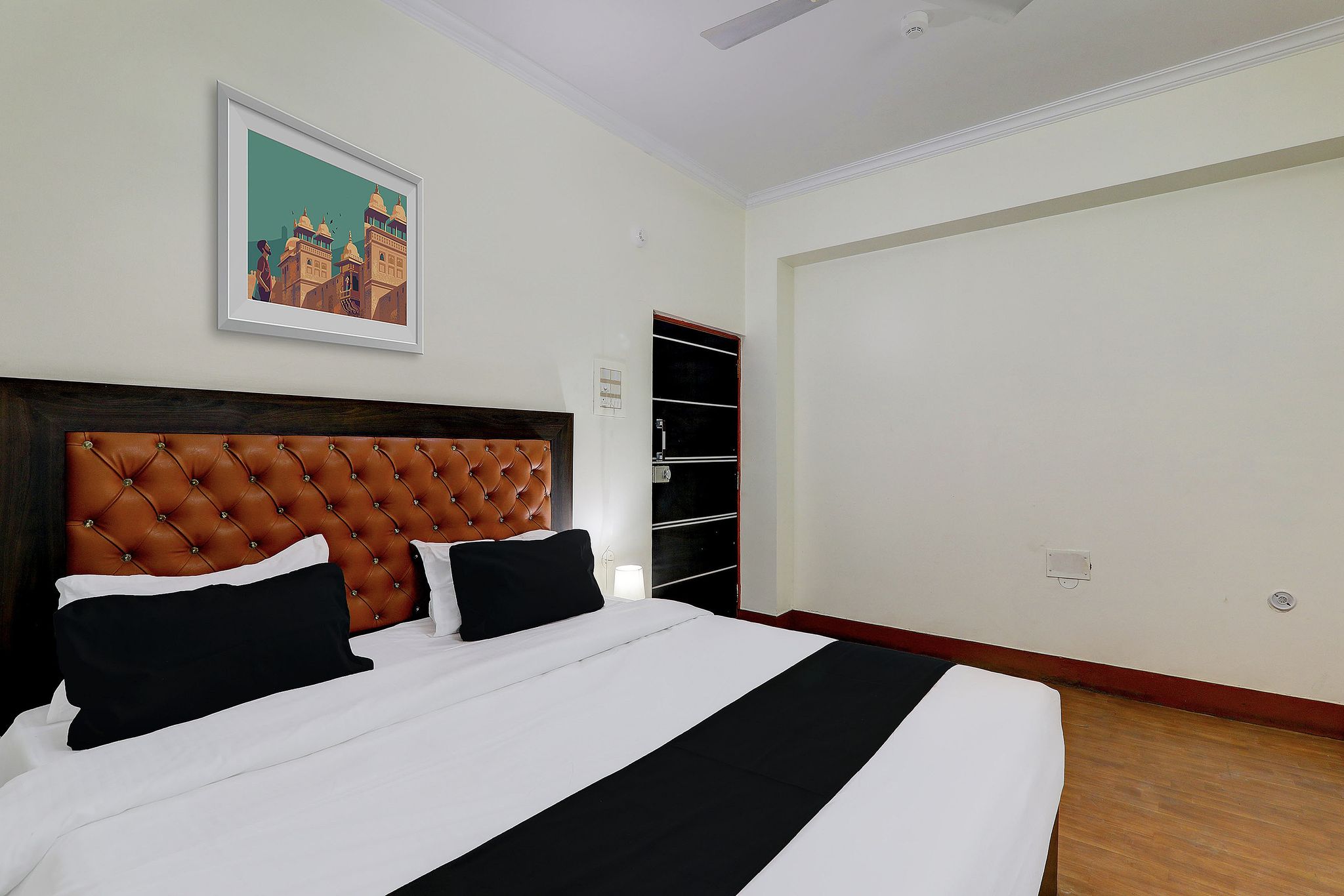 Super Collection O Alambagh Formerly BM Palace Classic 6