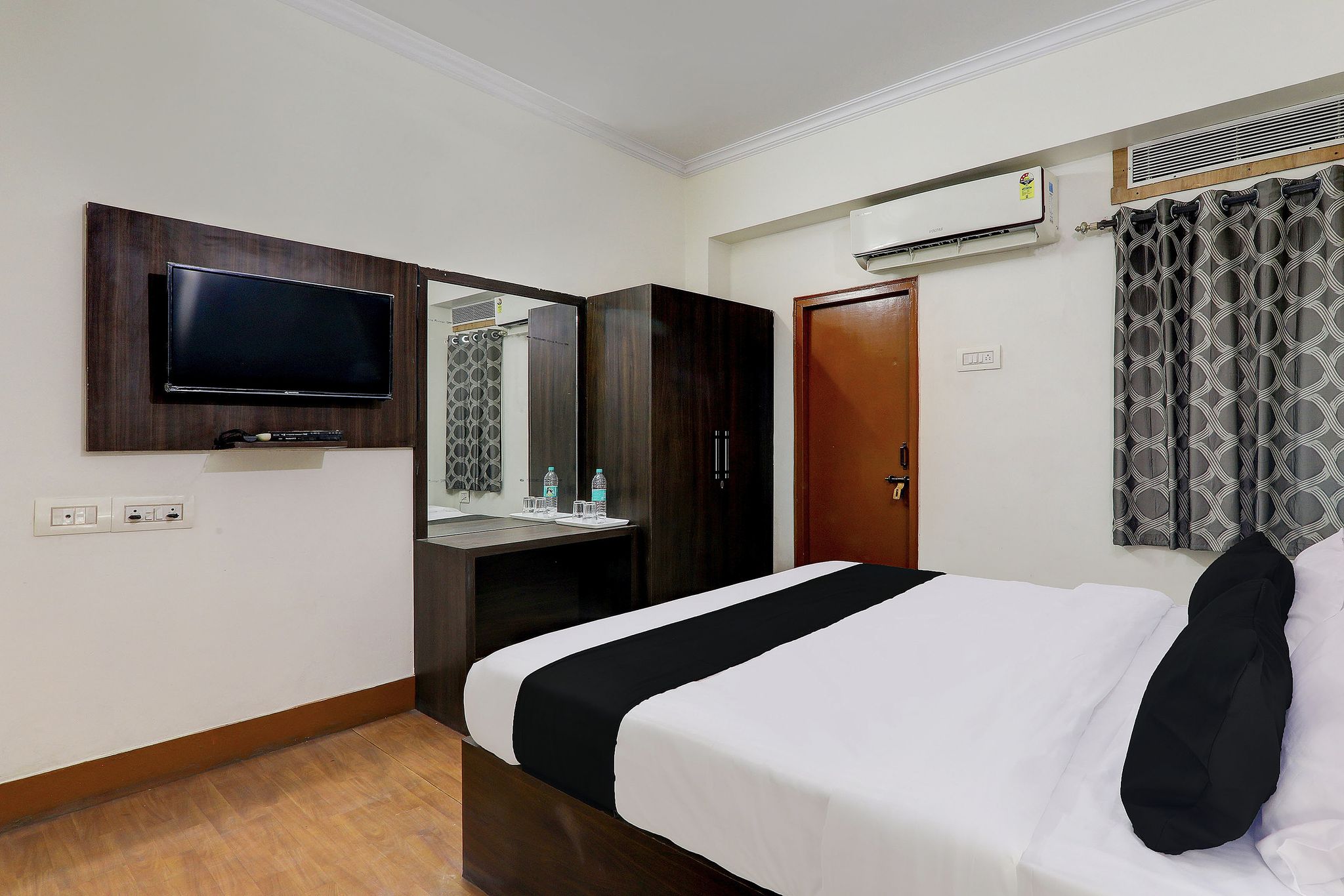 Super Collection O Alambagh Formerly BM Palace Classic 12