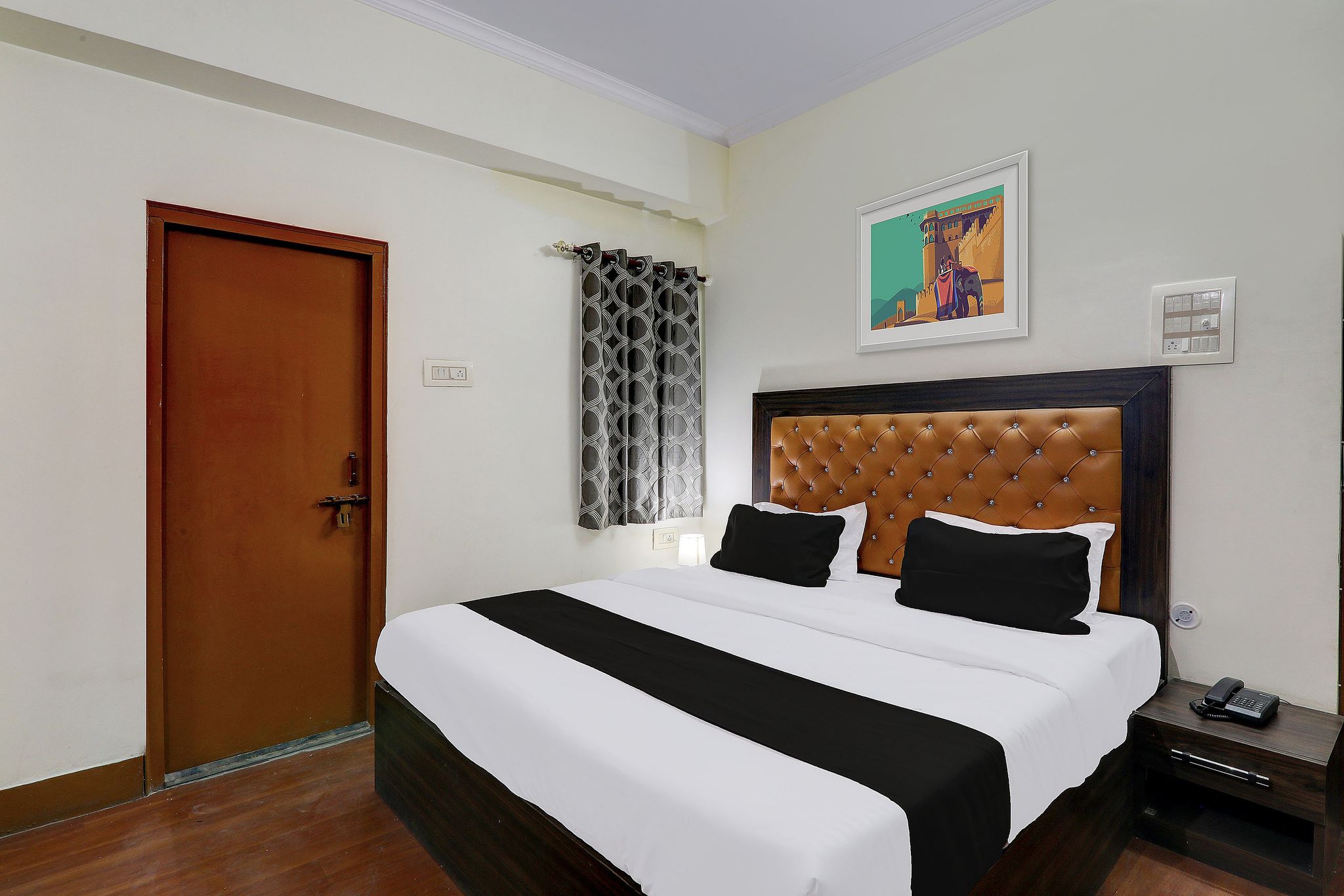 Super Collection O Alambagh Formerly BM Palace Classic 8