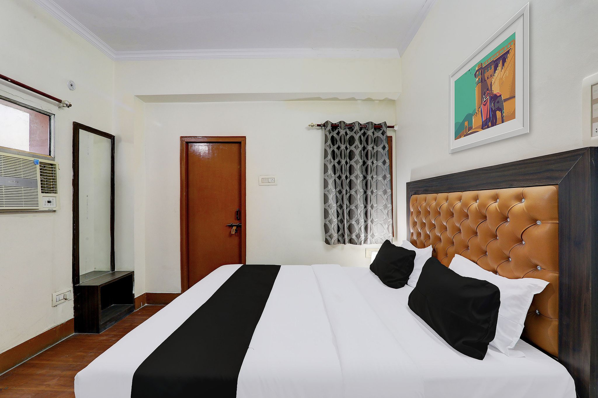 Super Collection O Alambagh Formerly BM Palace Classic 5