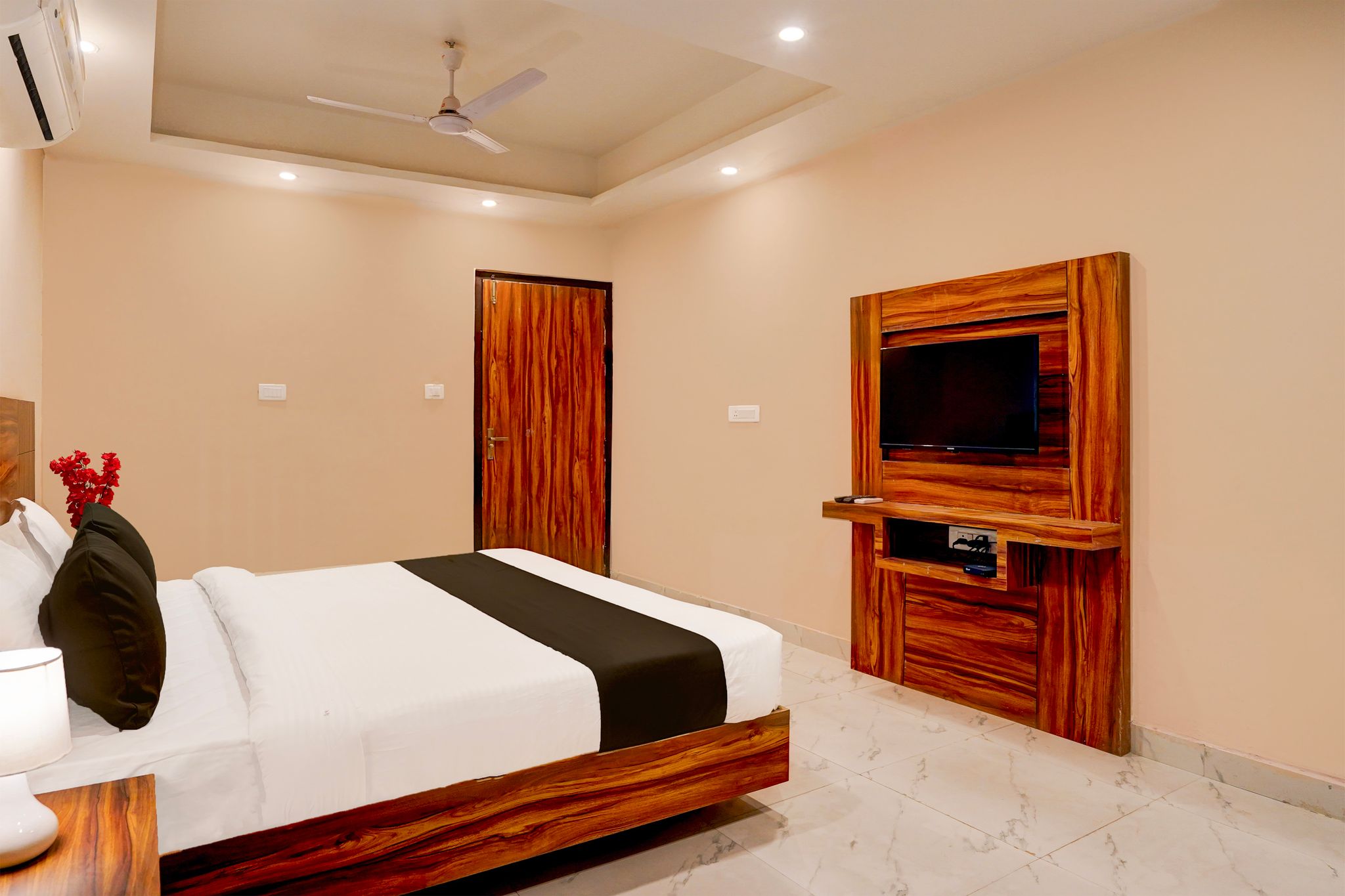 Super Townhouse Alwar Formerly Hotel Lindo Lugar Classic 2