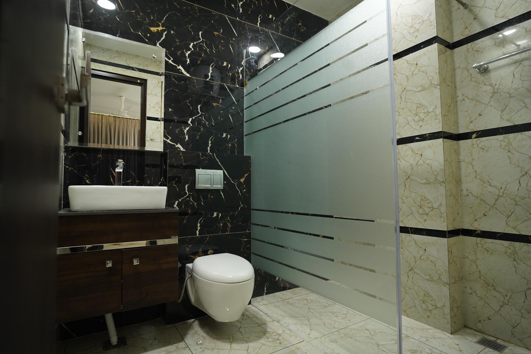 OVEL HOTEL (SKY VIEW) Deluxe Room 6