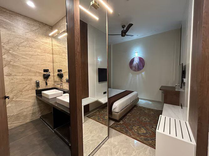 Muhurat Hotel and Resort, Raipur  Deluxe Room 5