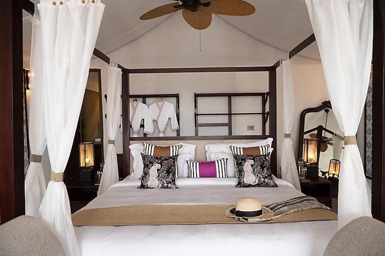 LUXURY TENTED SUITE