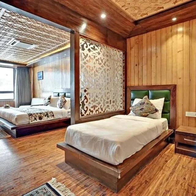 Presidential Interconnected Suite