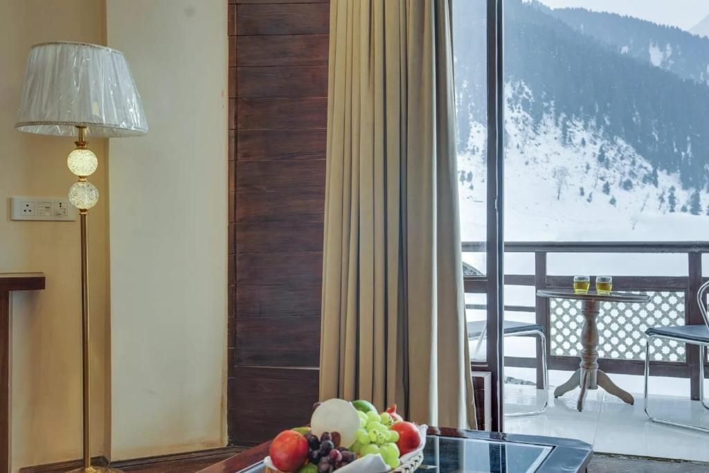 Badar Resorts and Spa Super Deluxe Room 6