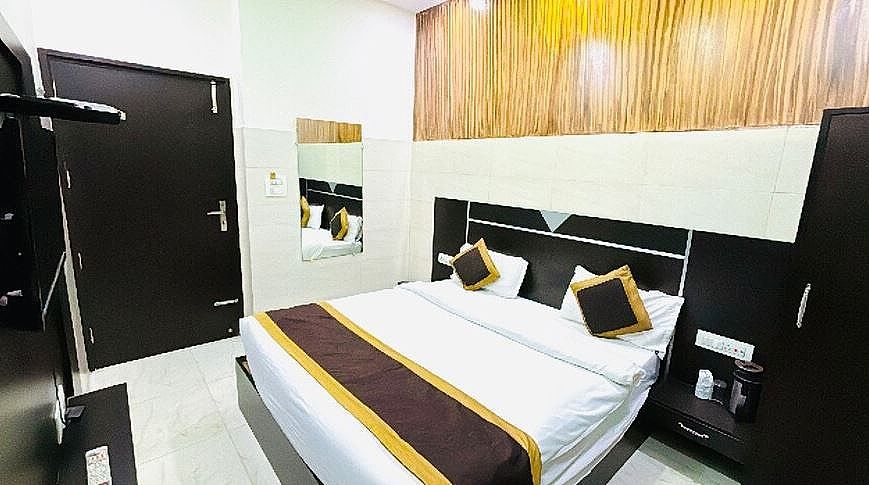 One Earth City Pearl, Amritsar Executive Queen Room 2