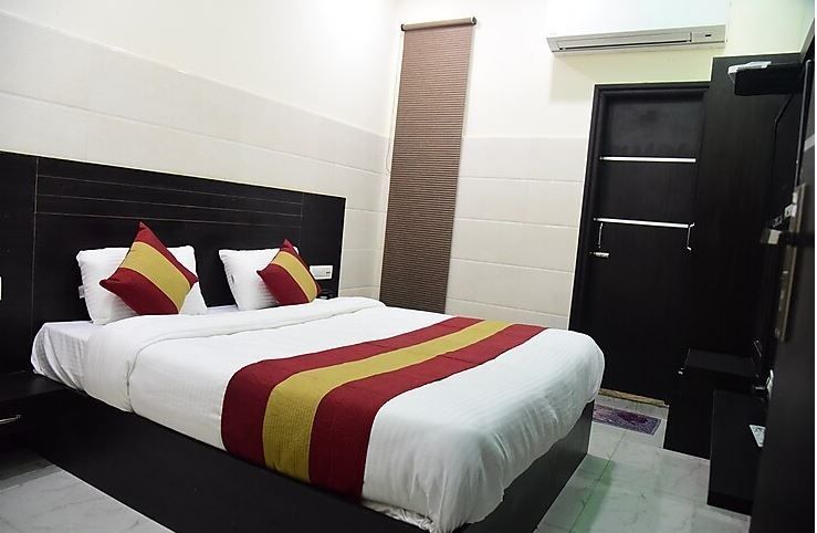 One Earth City Pearl, Amritsar Executive Queen Room