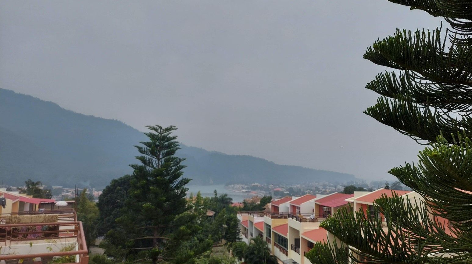 Luxury Cottage by Itvara | 2 Bedrooms Near Ganges