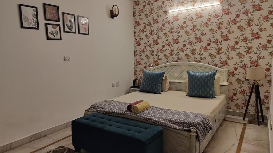 Luxury Bedroom 1
