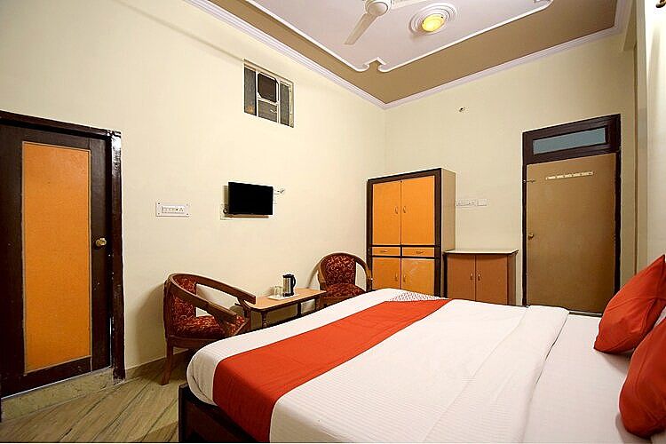 Hotel Sky Inn Deluxe AC Room