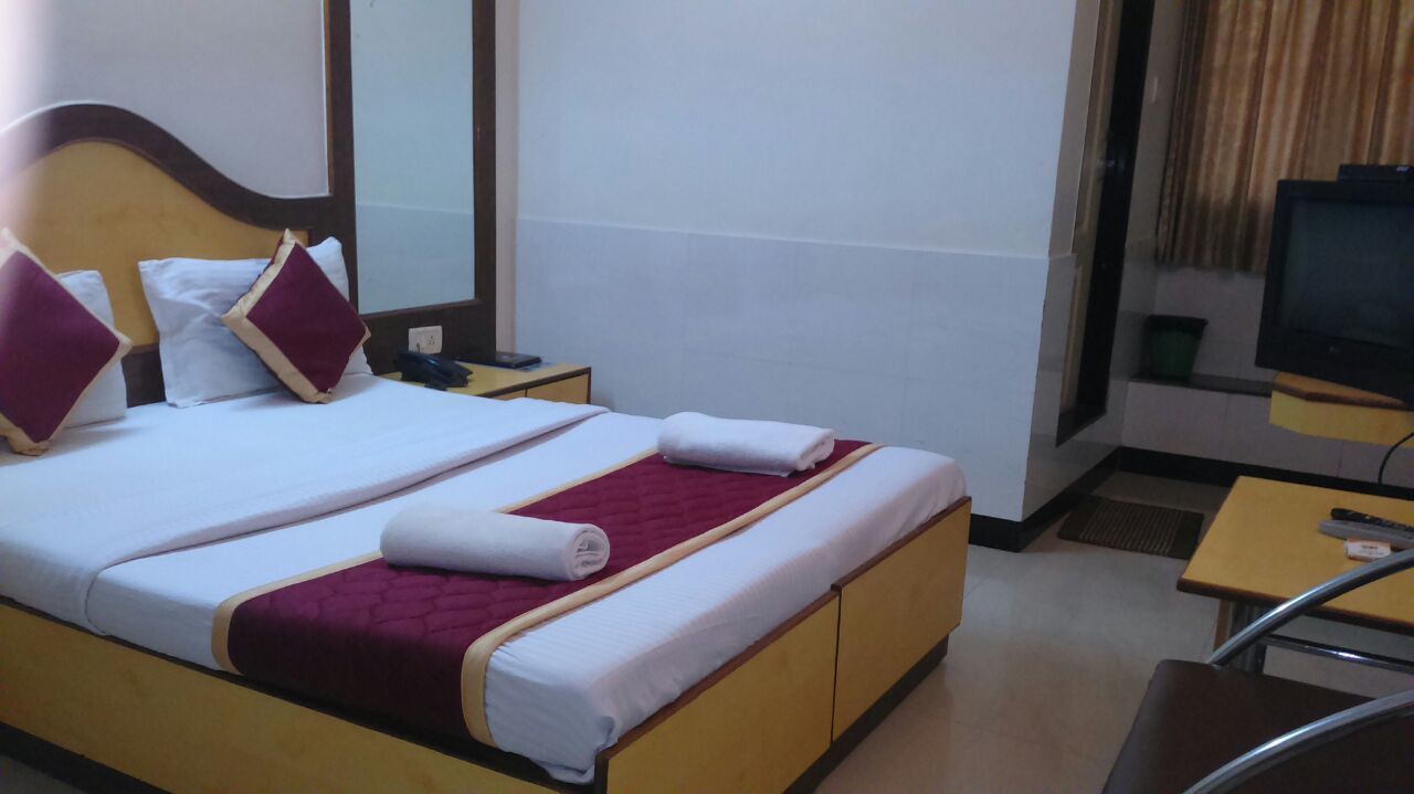 Hotel Gangasagar Deluxe Non AC Room 4