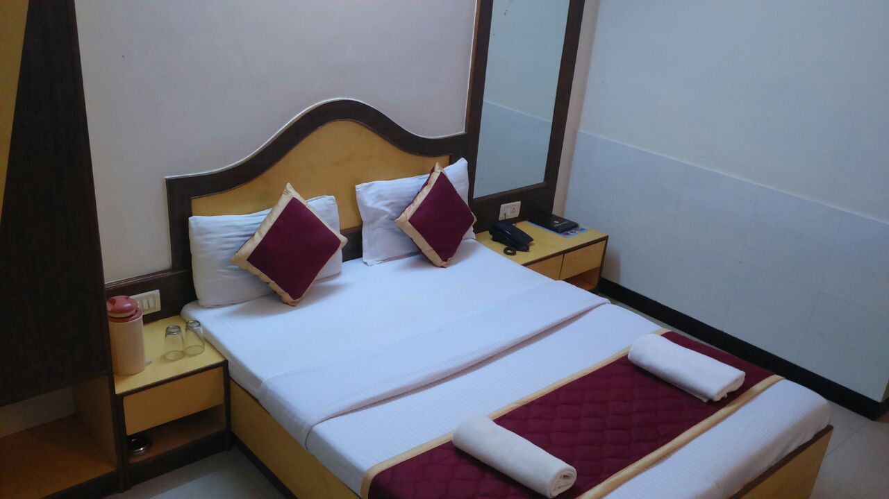Hotel Gangasagar Deluxe Non AC Room 3