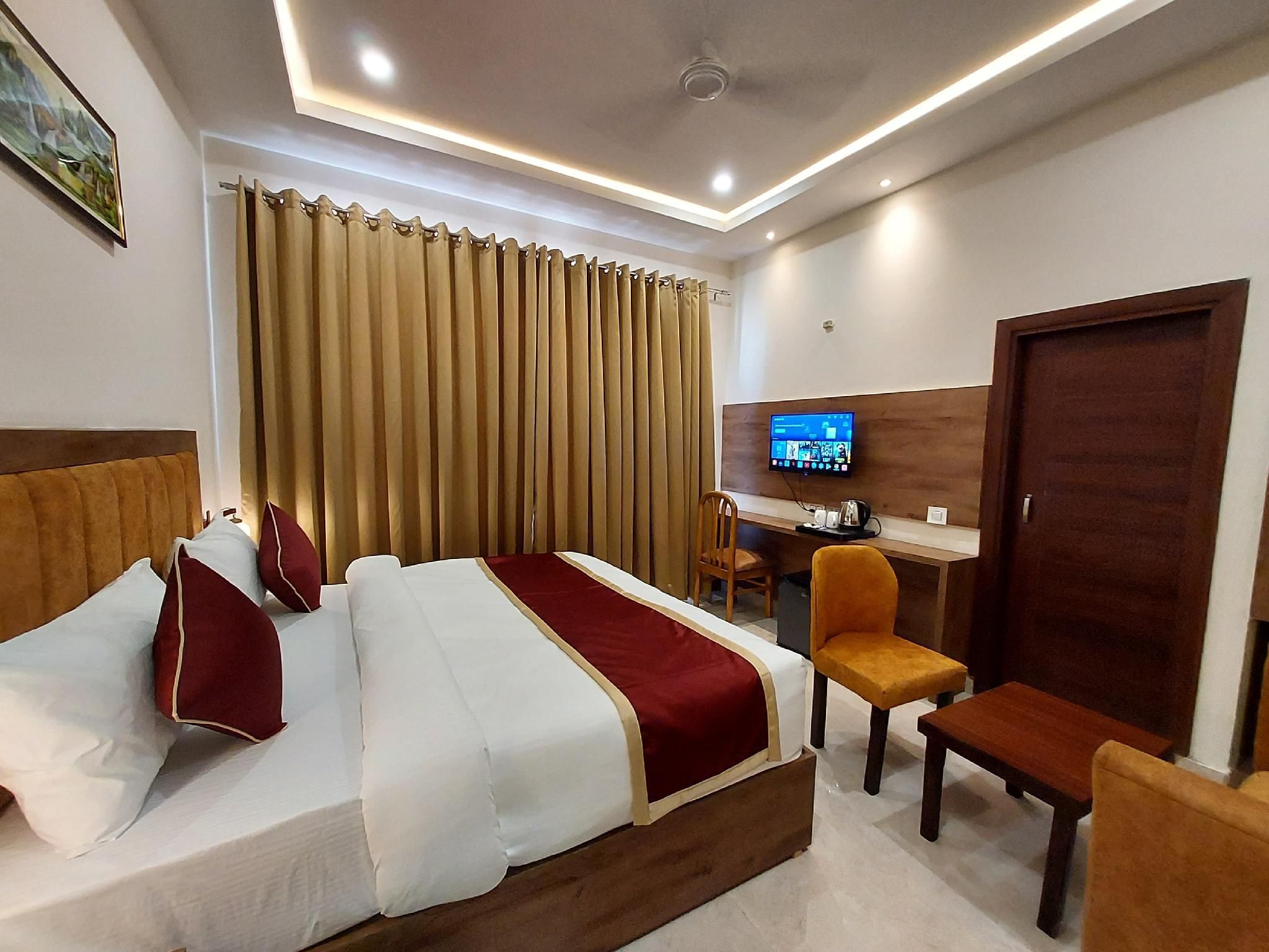 Double Room