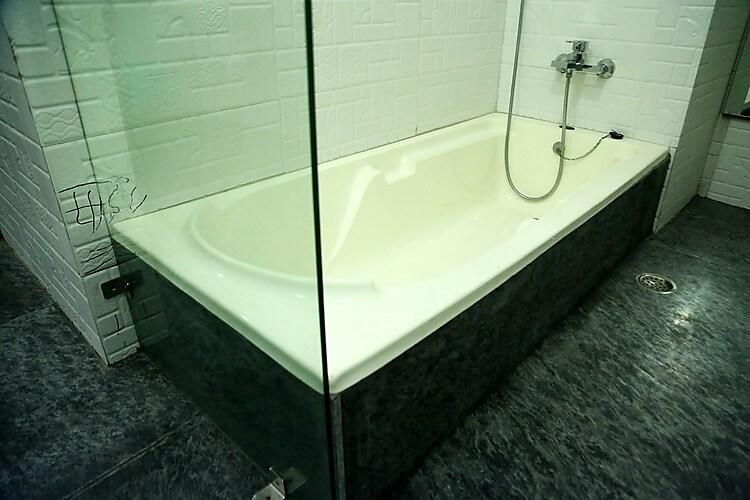 Royal Executive Room