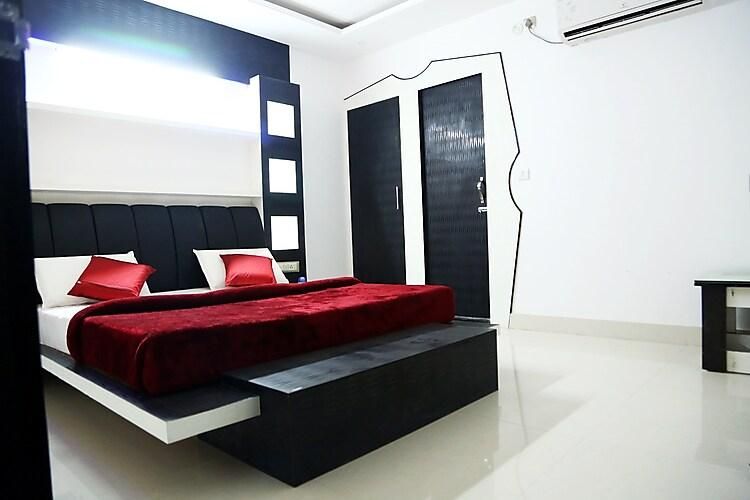 Royal Executive Room