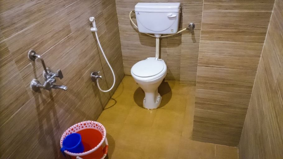 Neil Banjara Deluxe Non AC Room 4