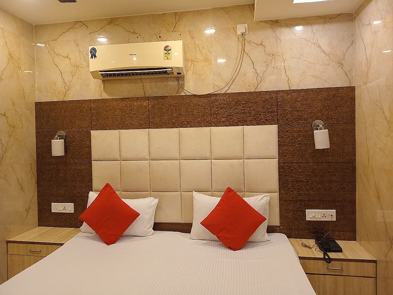 STEP IN STAYS AC STANDARD