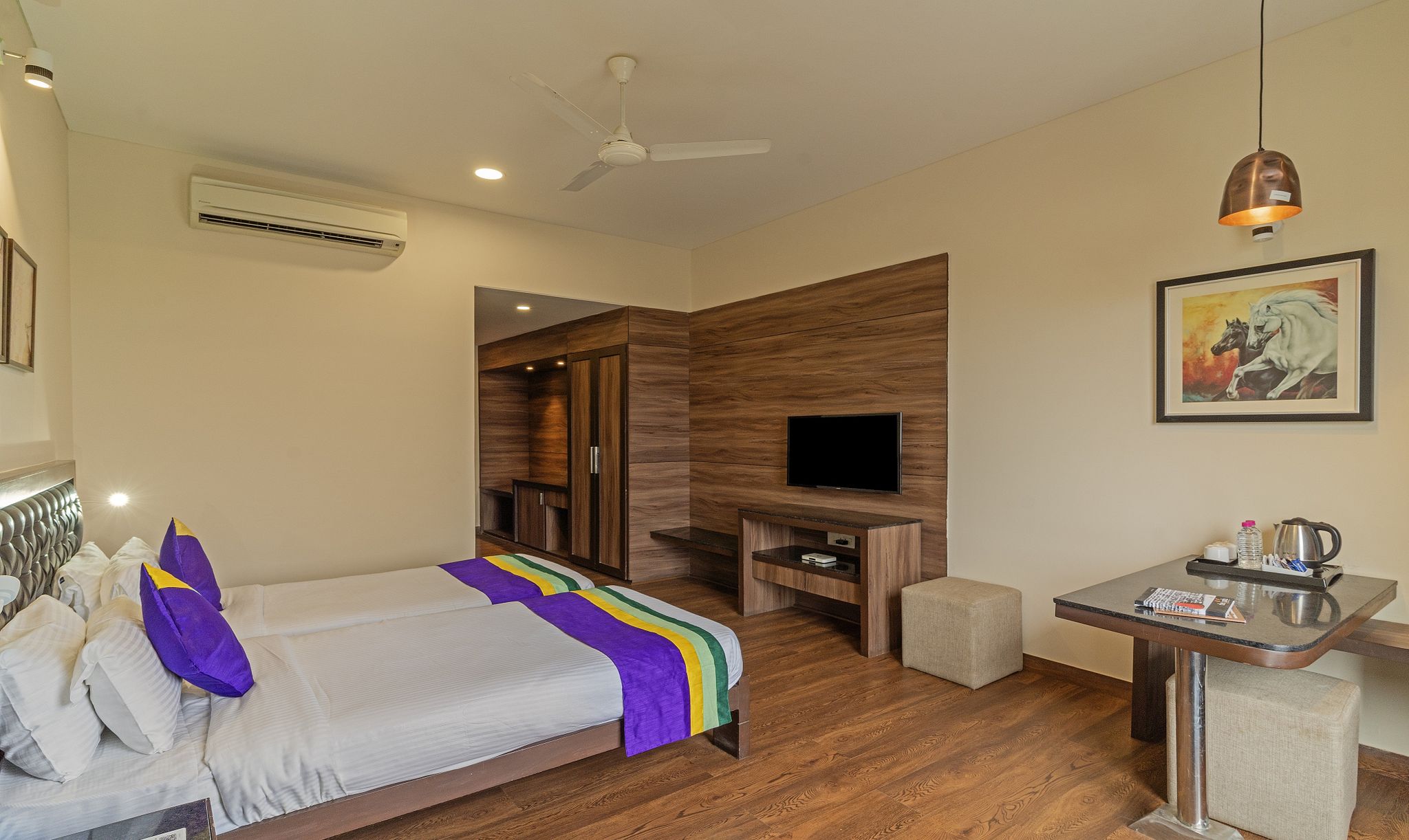 Treebo Premium Baramasi By Jai Club Prime Standard Double Room 5