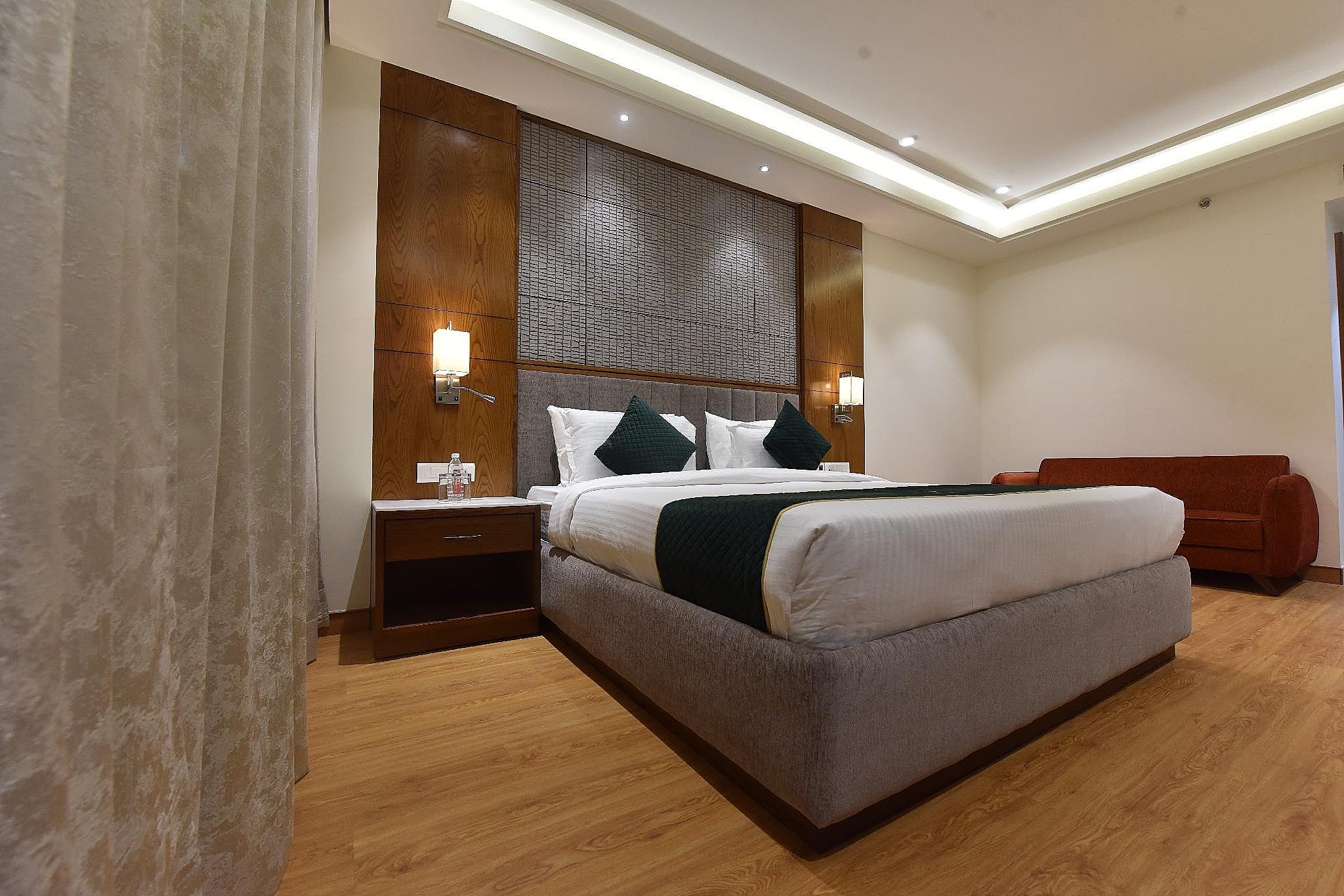 Hotel Rama Continental Super Deluxe Room 5