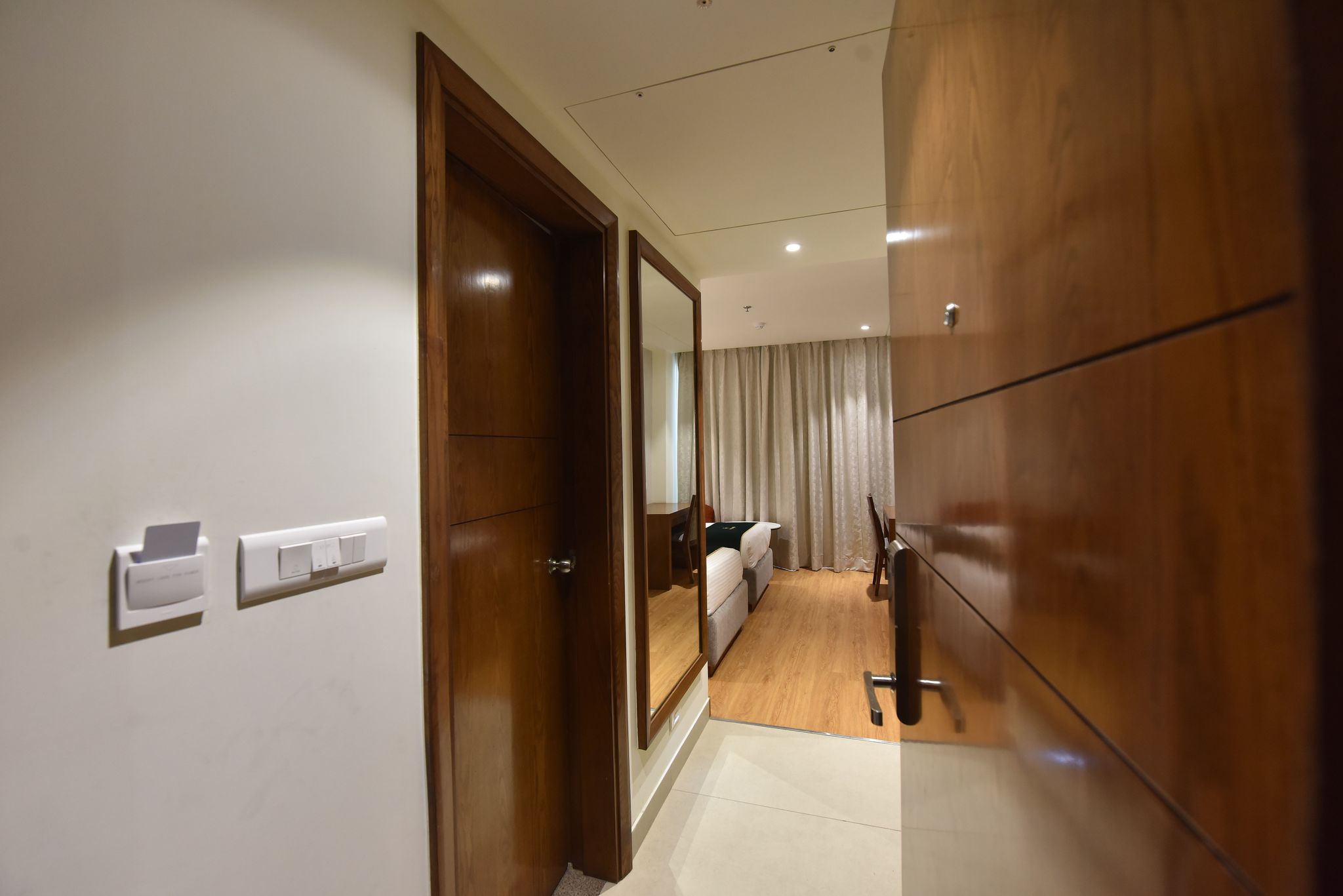 Hotel Rama Continental Executive Room 8