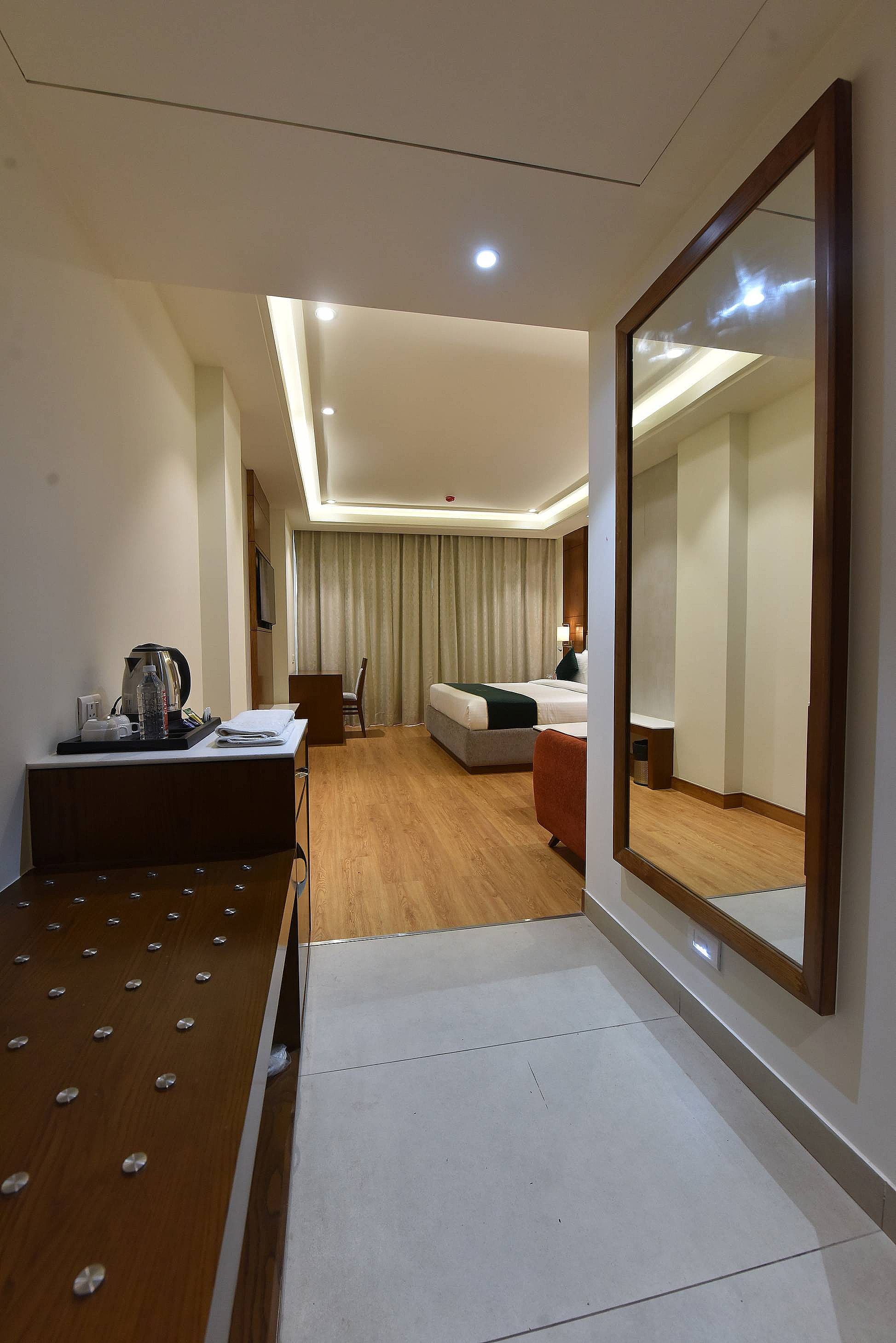 Hotel Rama Continental Super Deluxe Room 7