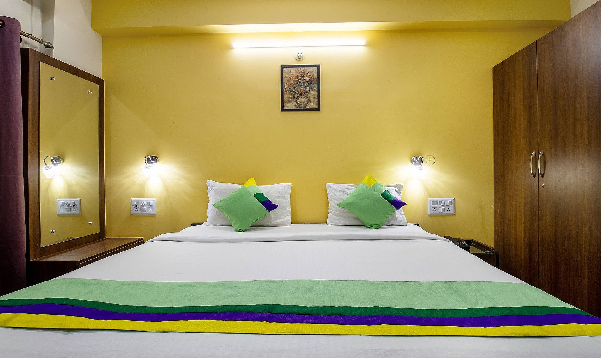 Treebo Rr Residency, Sanjay Nagar	 Standard Double Room 8