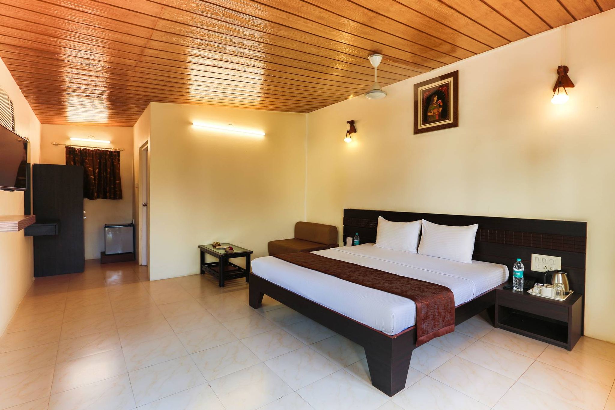 Cloud 9 Hills Resort Deluxe Cottage 4