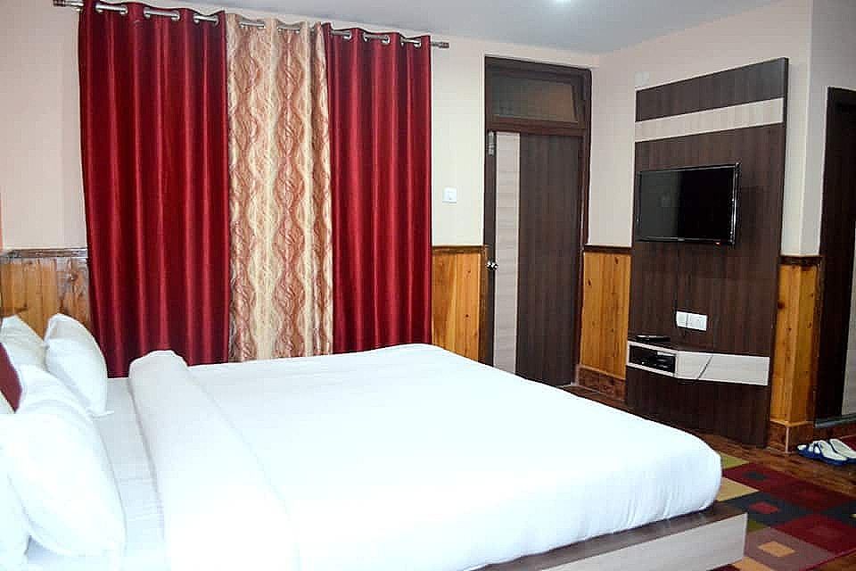 Deluxe Room - CLOSED