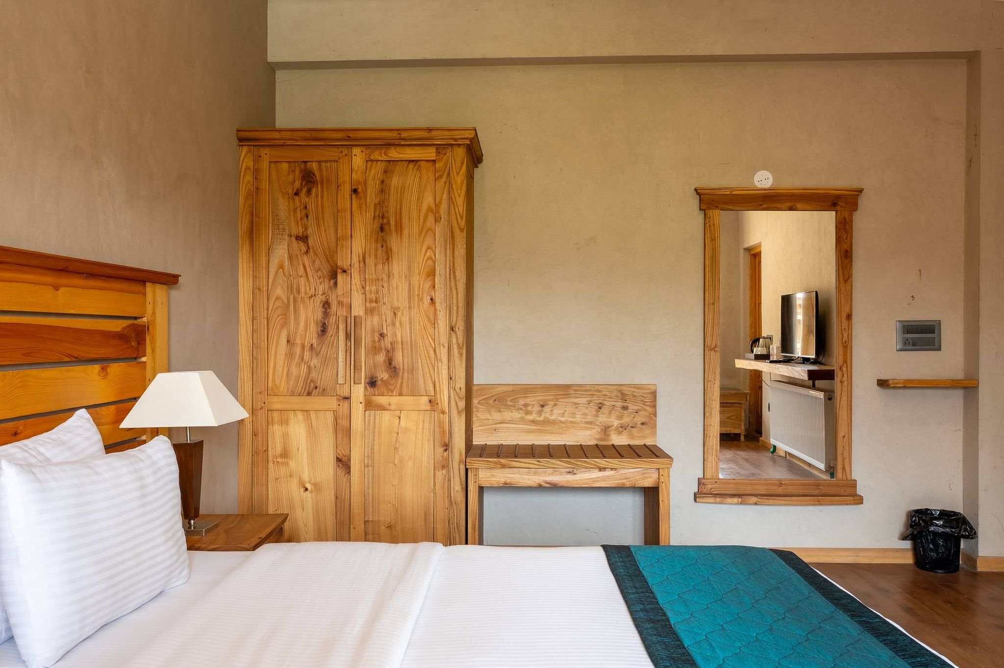 The Saraha Deluxe Room with Balcony 13