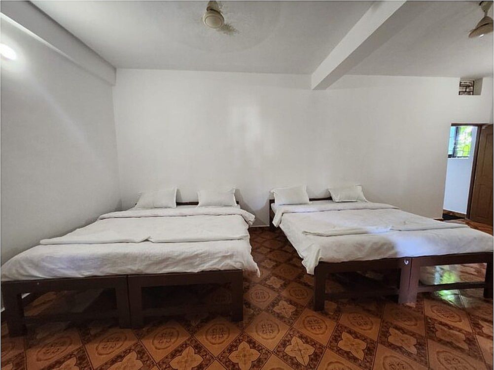 Sai Deep Place Family room with balcony 6