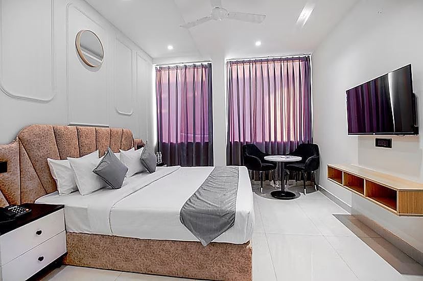 Super Deluxe Room