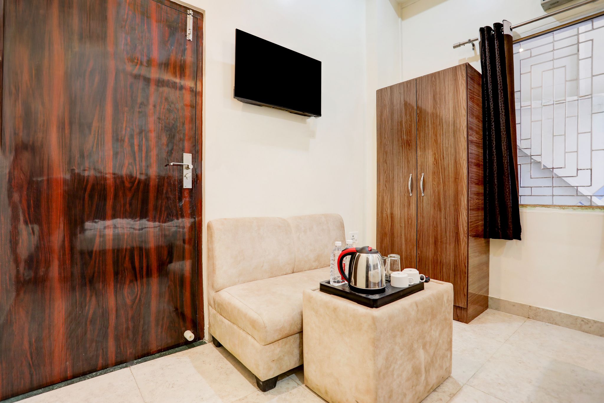 Super Hotel O Sankat Mochan Gandhi Nagar Classic 15