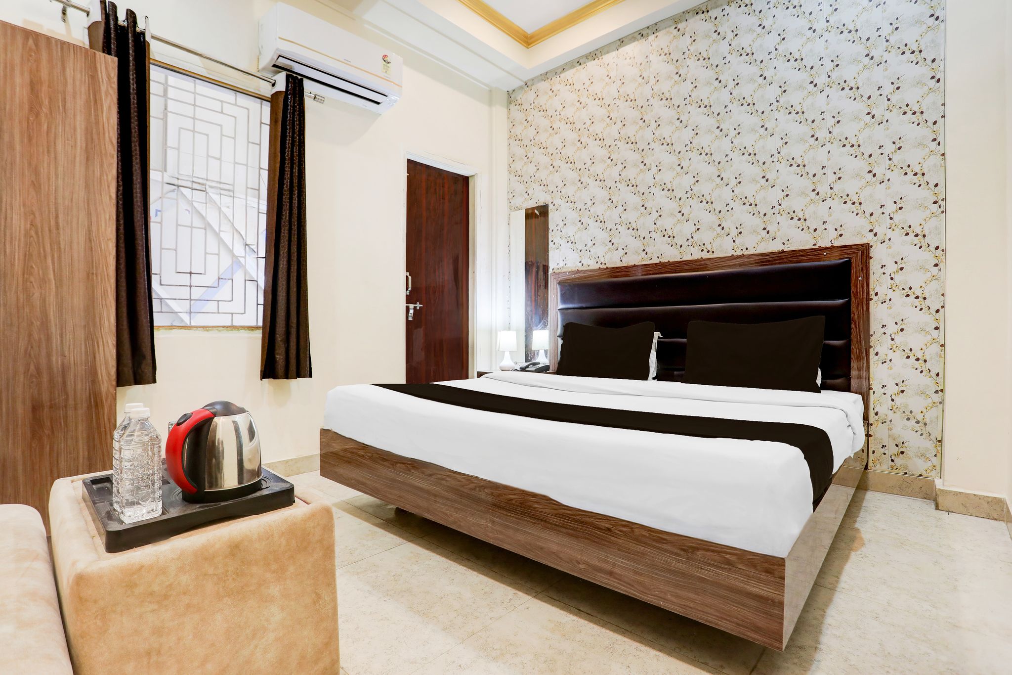 Super Hotel O Sankat Mochan Gandhi Nagar Classic 12