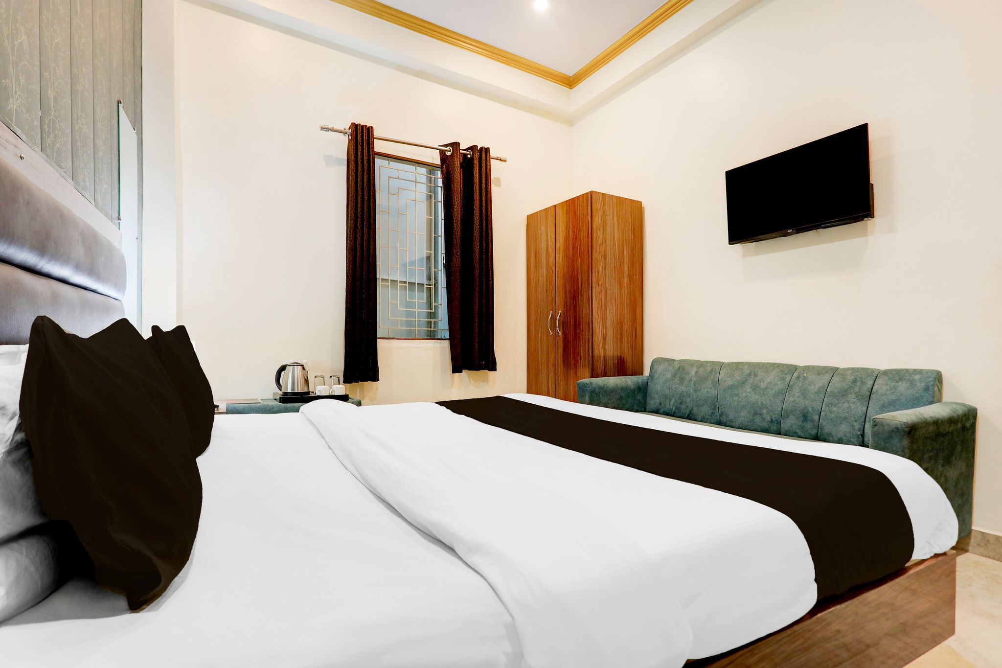 Super Hotel O Sankat Mochan Gandhi Nagar Classic 10
